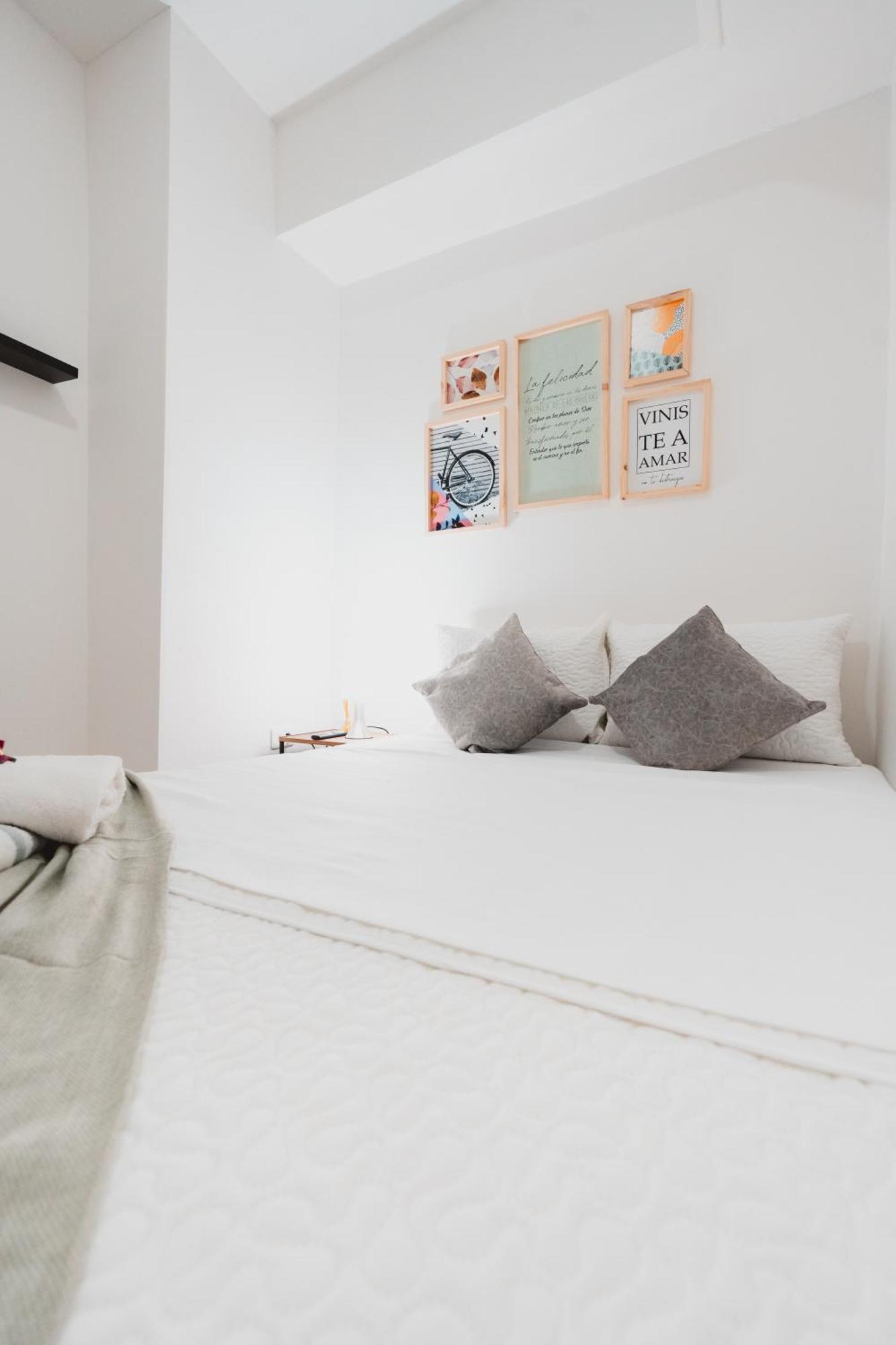 Guest house Ac - House Laureles - Self Cheking Medellin